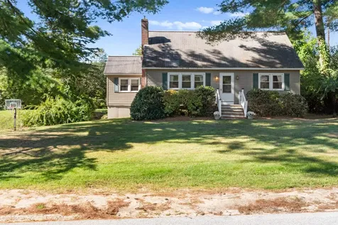 6 Hopkins Drive Hudson NH 03051