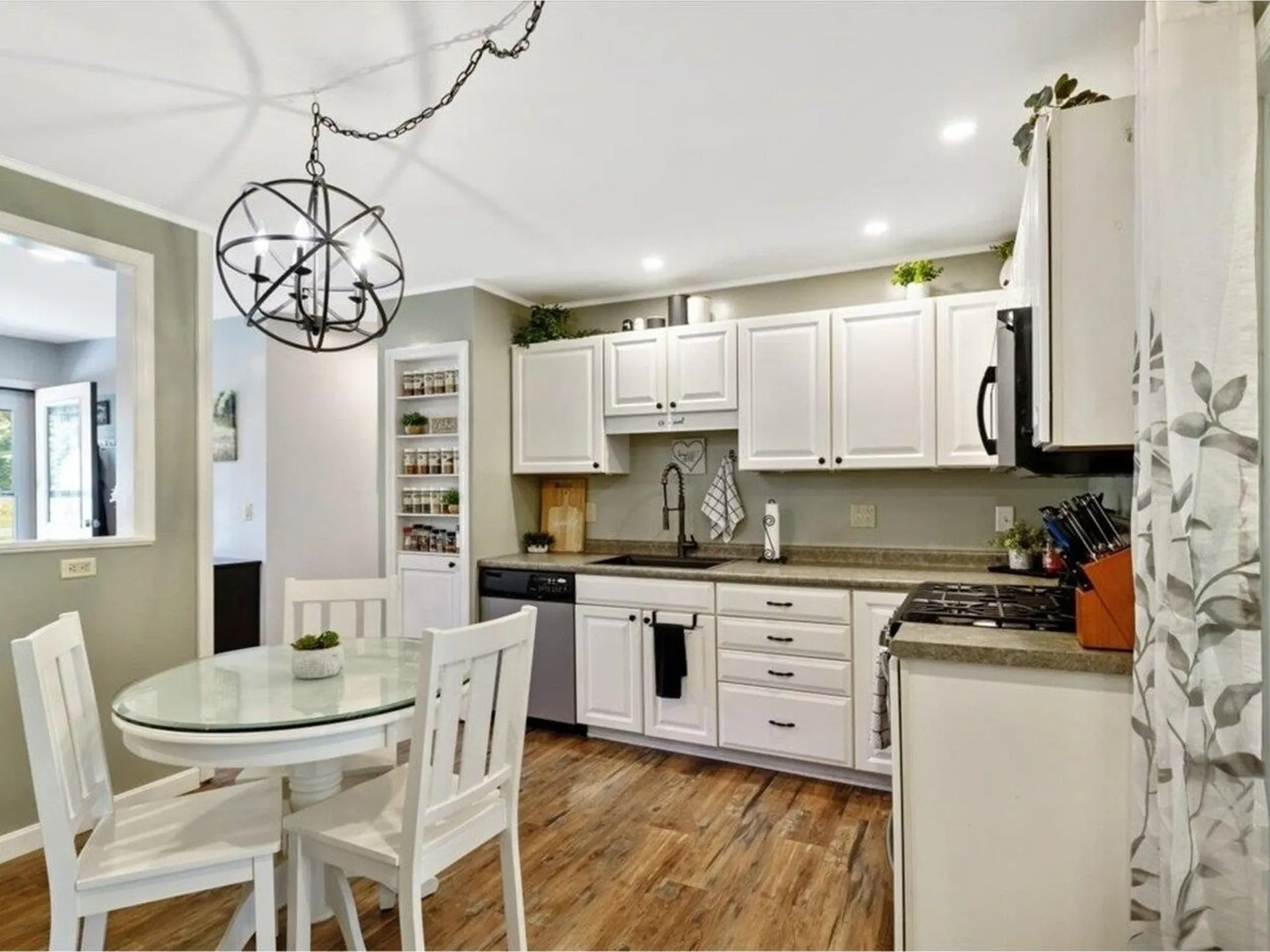 8 Woodcrest Circle Milton VT 05468