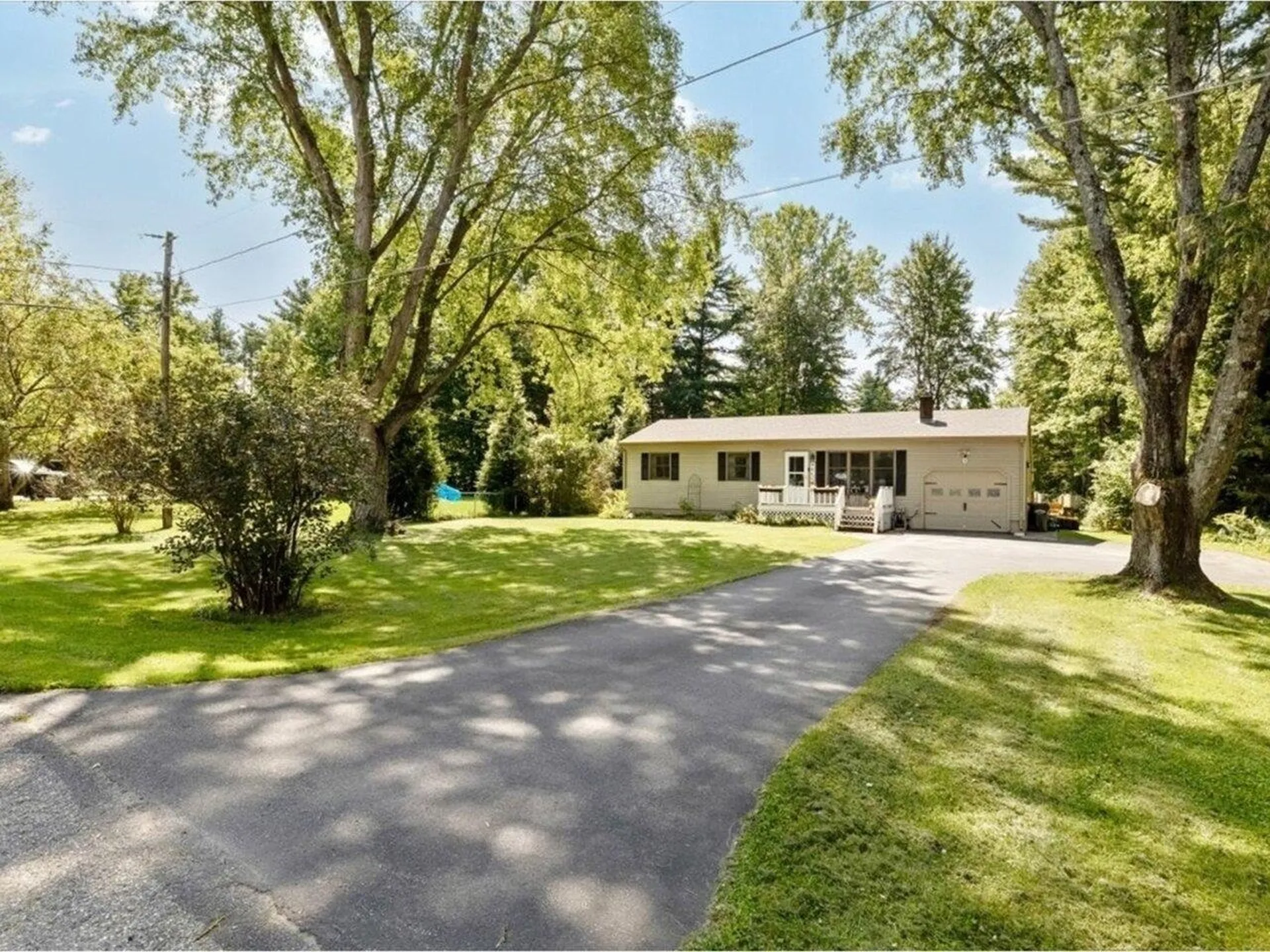 8 Woodcrest Circle Milton VT 05468