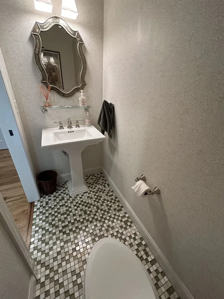 15 Scanlon Way Newfields NH 03856