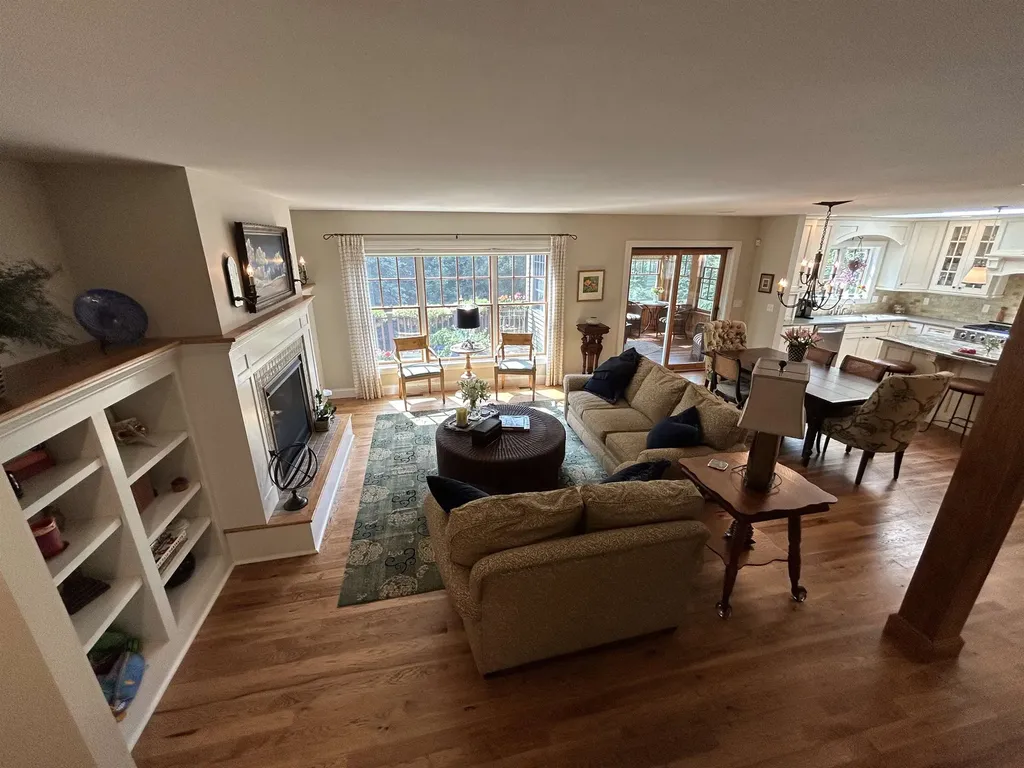 15 Scanlon Way Newfields NH 03856