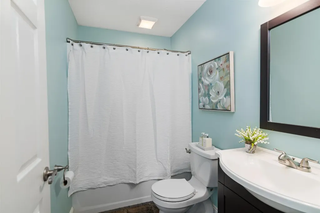 22 Tanglewood Drive St. Albans Town VT 05478