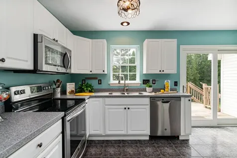22 Tanglewood Drive St. Albans Town VT 05478