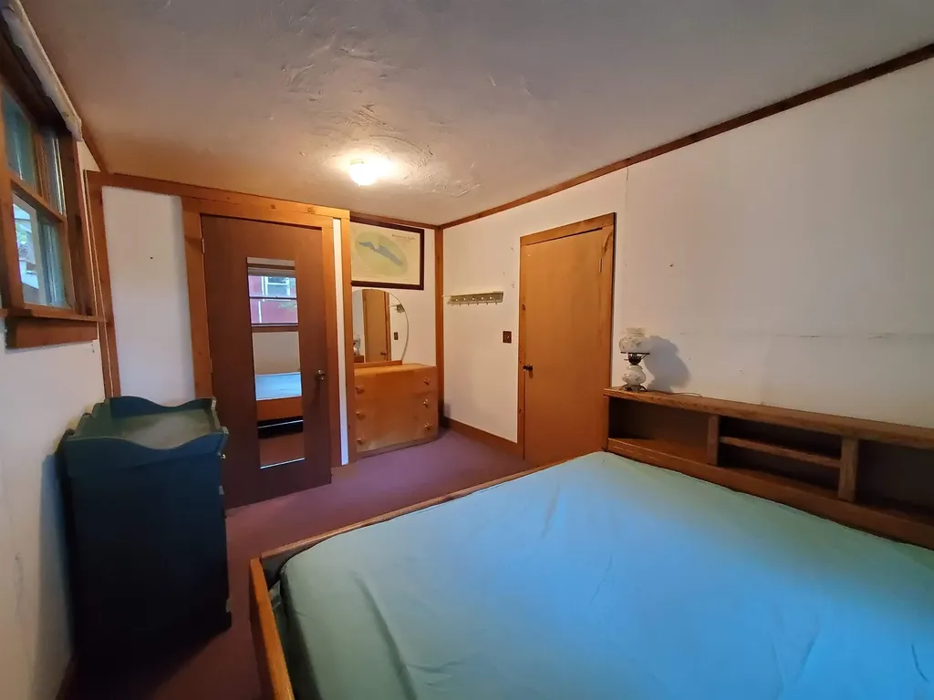 84 Lake Street Enfield NH 03748