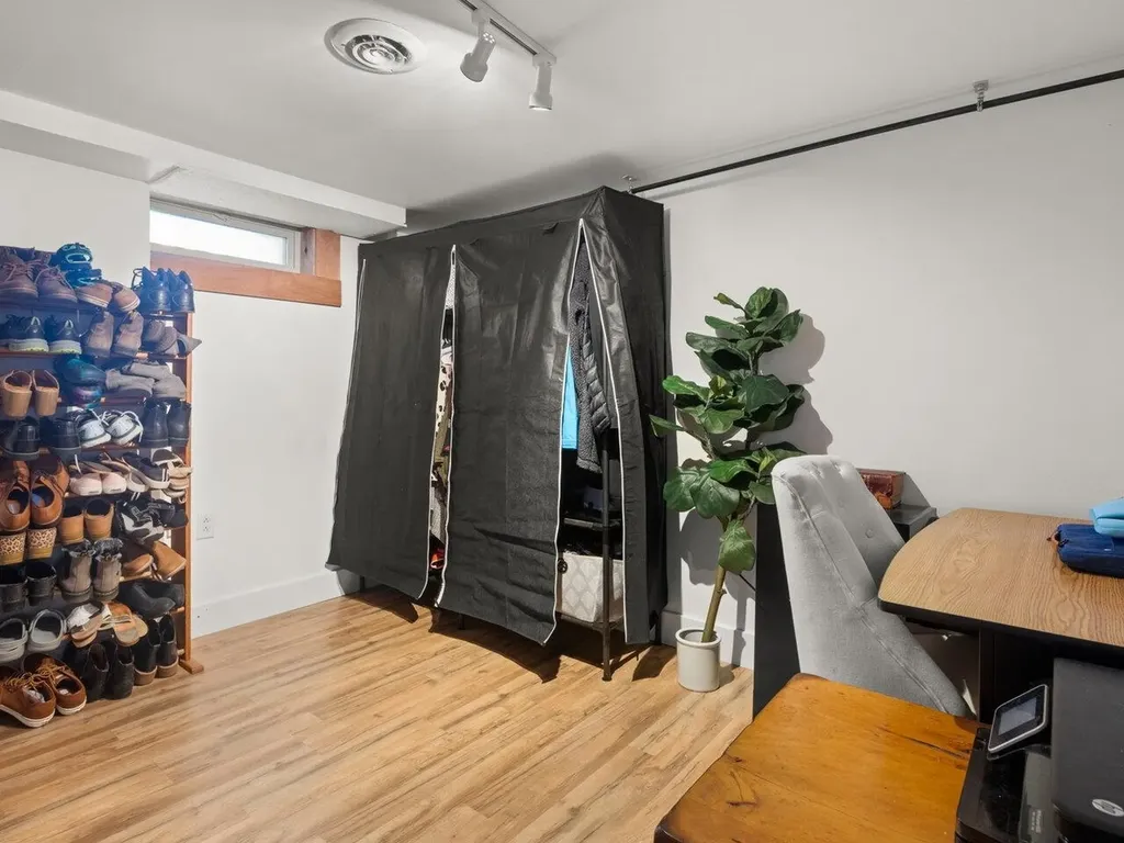 220 James Avenue Burlington VT 05408