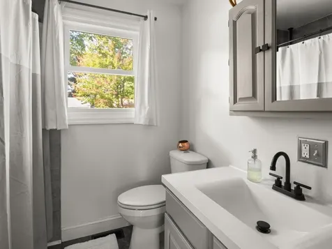 220 James Avenue Burlington VT 05408