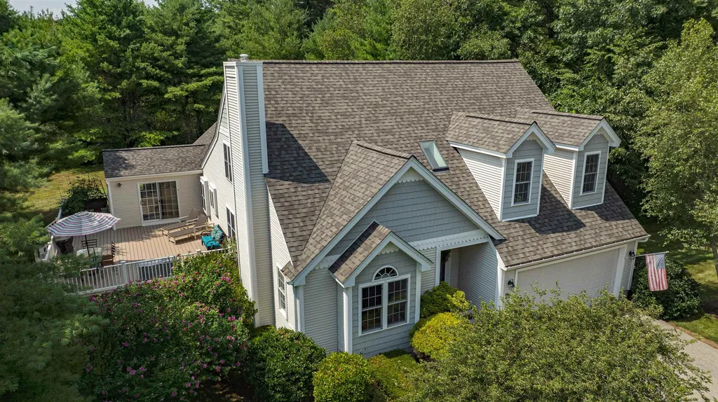 68 Hampton Meadows Hampton NH 03842
