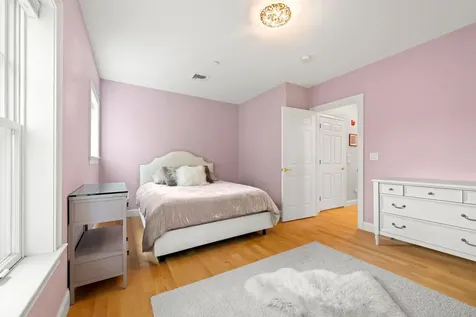 18 Porter Street Portsmouth NH 03801