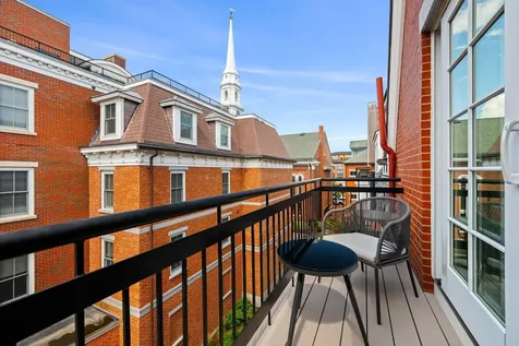 18 Porter Street Portsmouth NH 03801