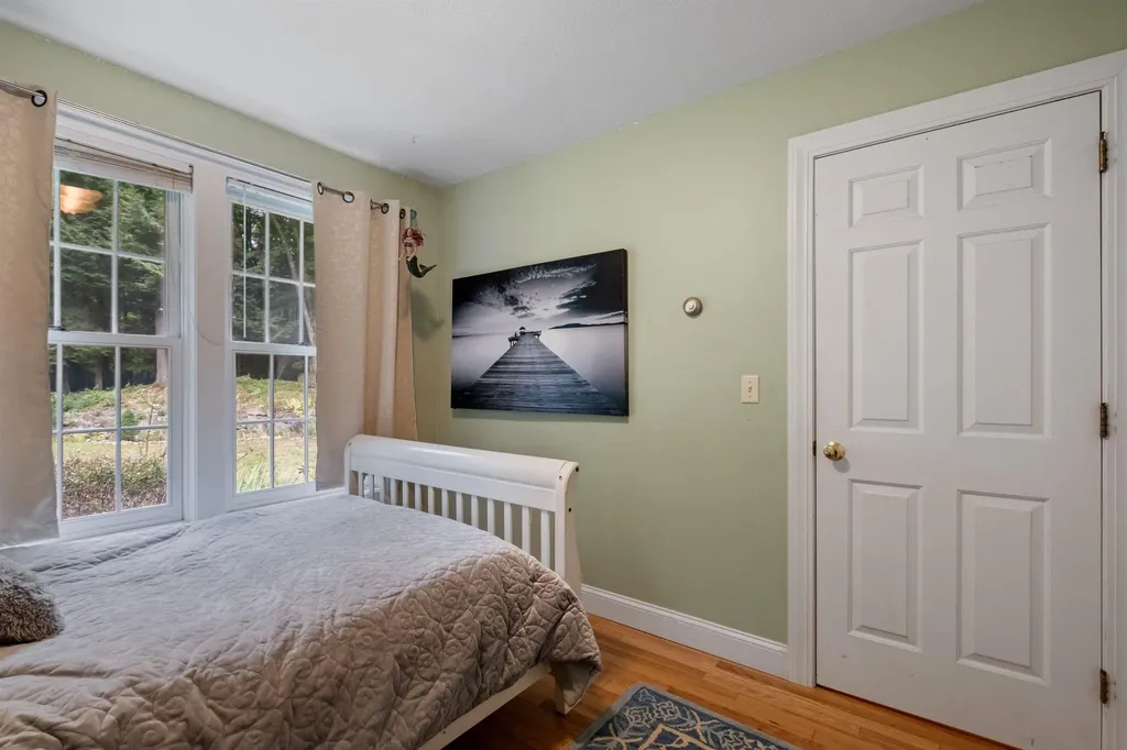 1018 Farrington Corner Road Hopkinton NH 03229