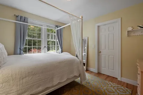 1018 Farrington Corner Road Hopkinton NH 03229