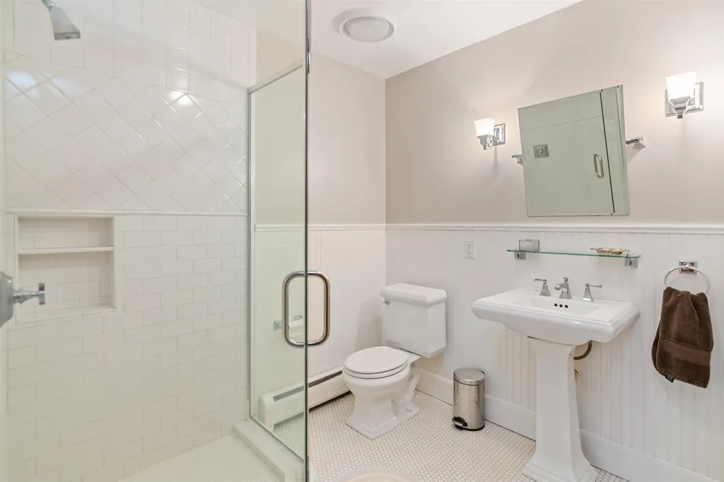 7 Lindenwood Drive Jericho VT 05465