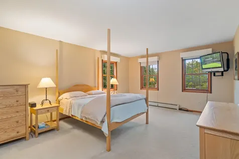 7 Lindenwood Drive Jericho VT 05465