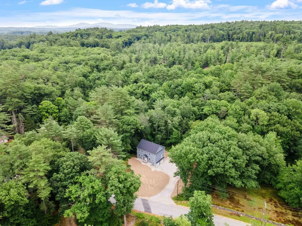 428 Jamestown Road Belmont NH 03220