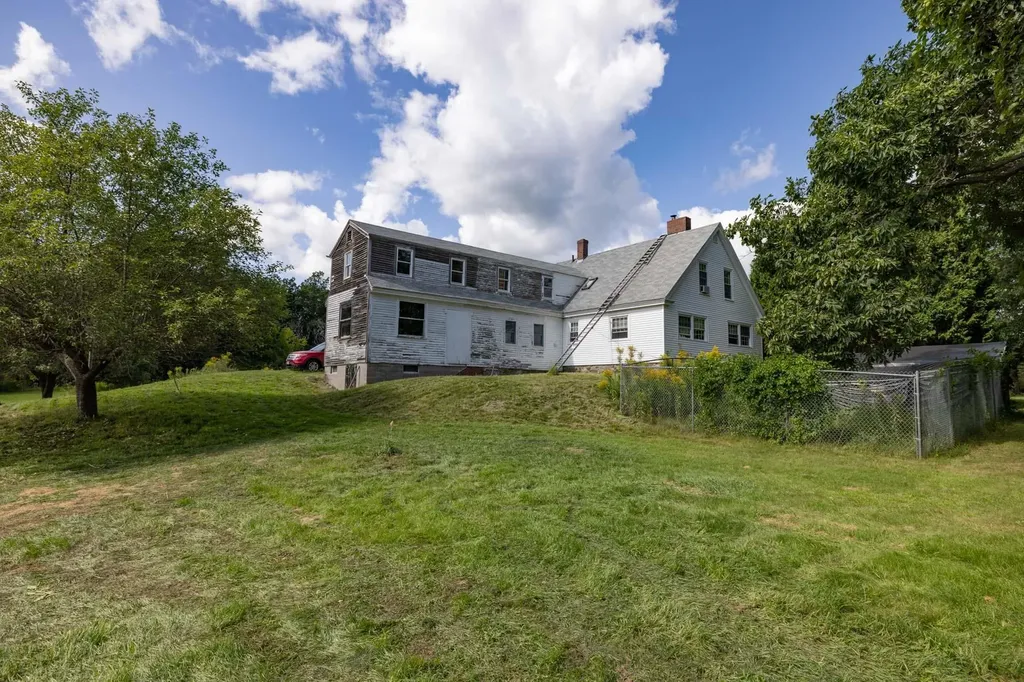 75 Goodwin Road Kittery ME 03905