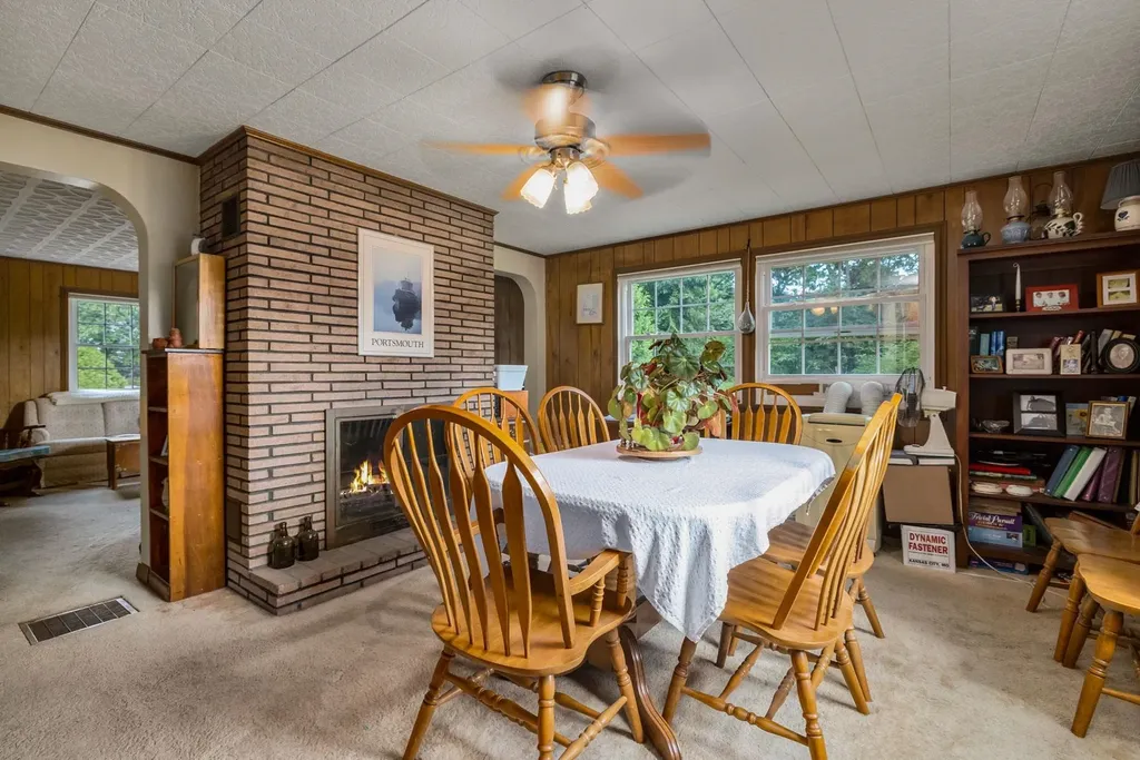 75 Goodwin Road Kittery ME 03905