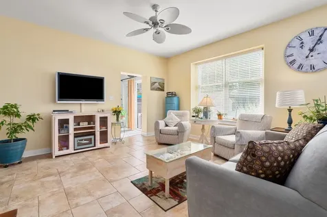 994 Ocean Boulevard Hampton NH 03842