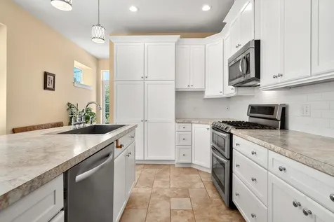 994 Ocean Boulevard Hampton NH 03842