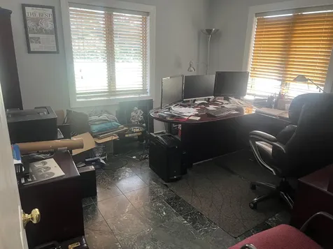 3 Sanborn Road Londonderry NH 03053