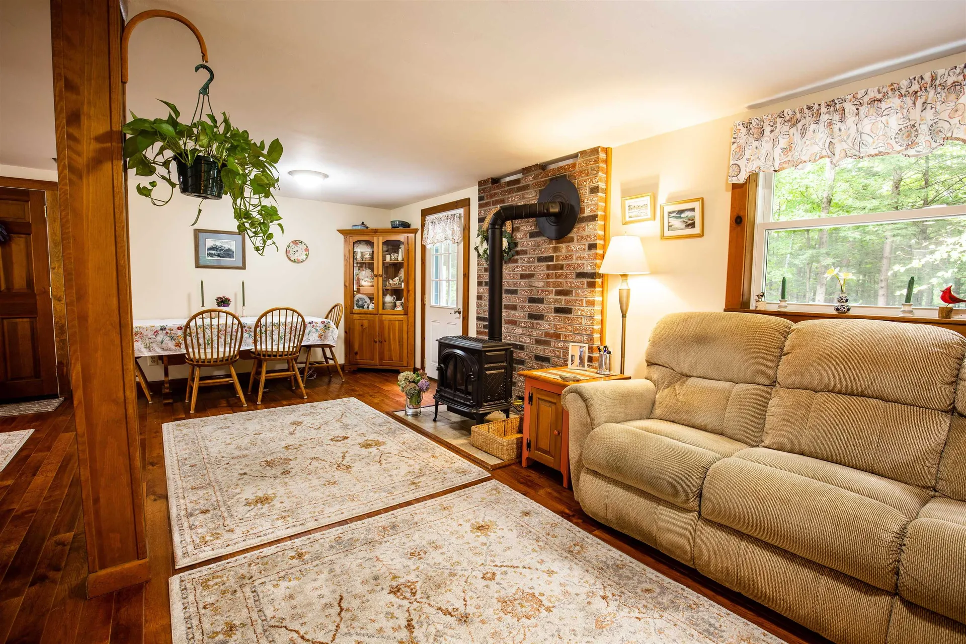 8 Oak Ridge Road Plymouth NH 03264