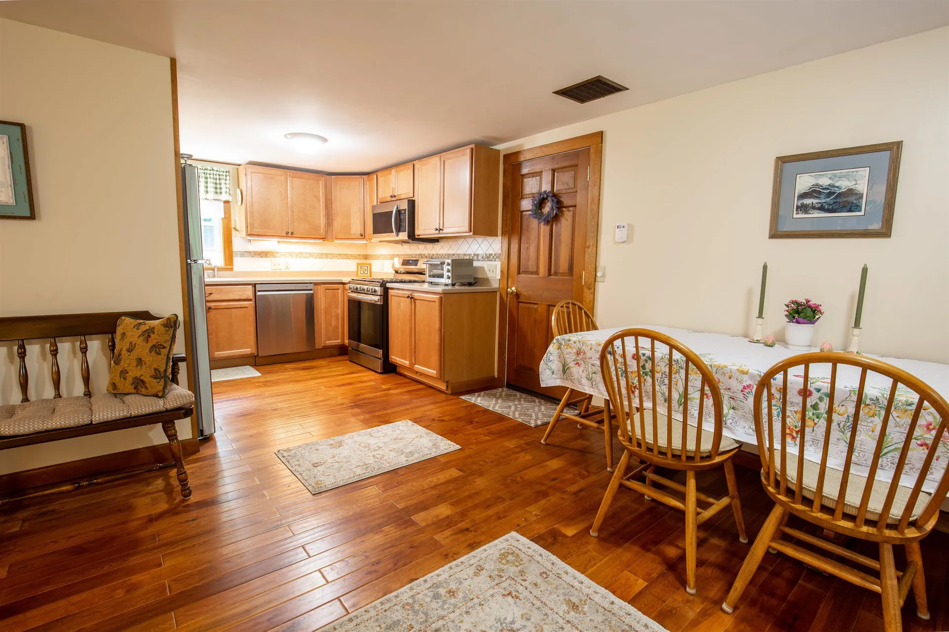 8 Oak Ridge Road Plymouth NH 03264