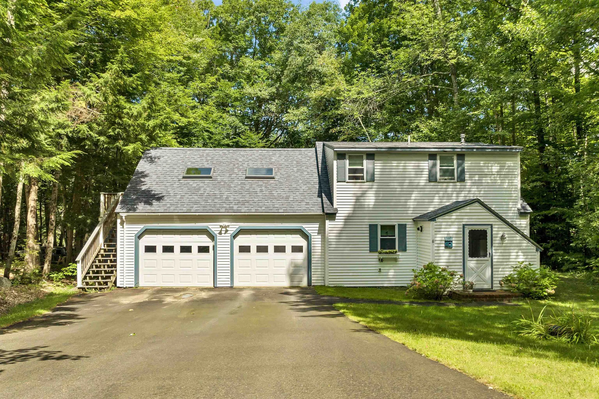 8 Oak Ridge Road Plymouth NH 03264