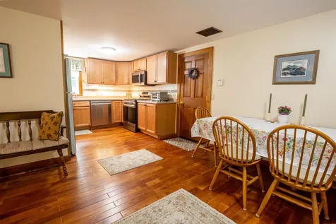 8 Oak Ridge Road Plymouth NH 03264