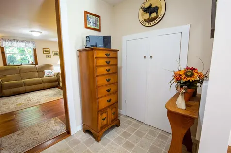 8 Oak Ridge Road Plymouth NH 03264