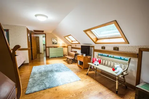 8 Oak Ridge Road Plymouth NH 03264