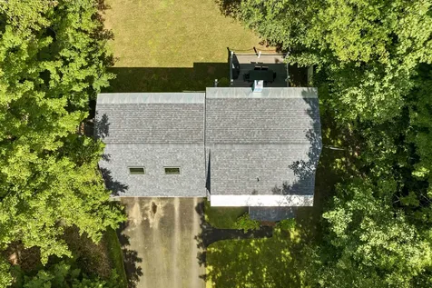 8 Oak Ridge Road Plymouth NH 03264