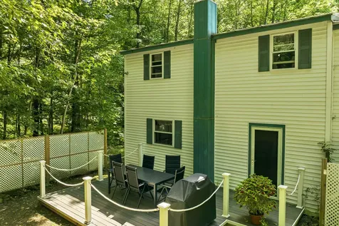 8 Oak Ridge Road Plymouth NH 03264