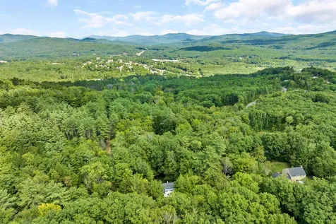 8 Oak Ridge Road Plymouth NH 03264