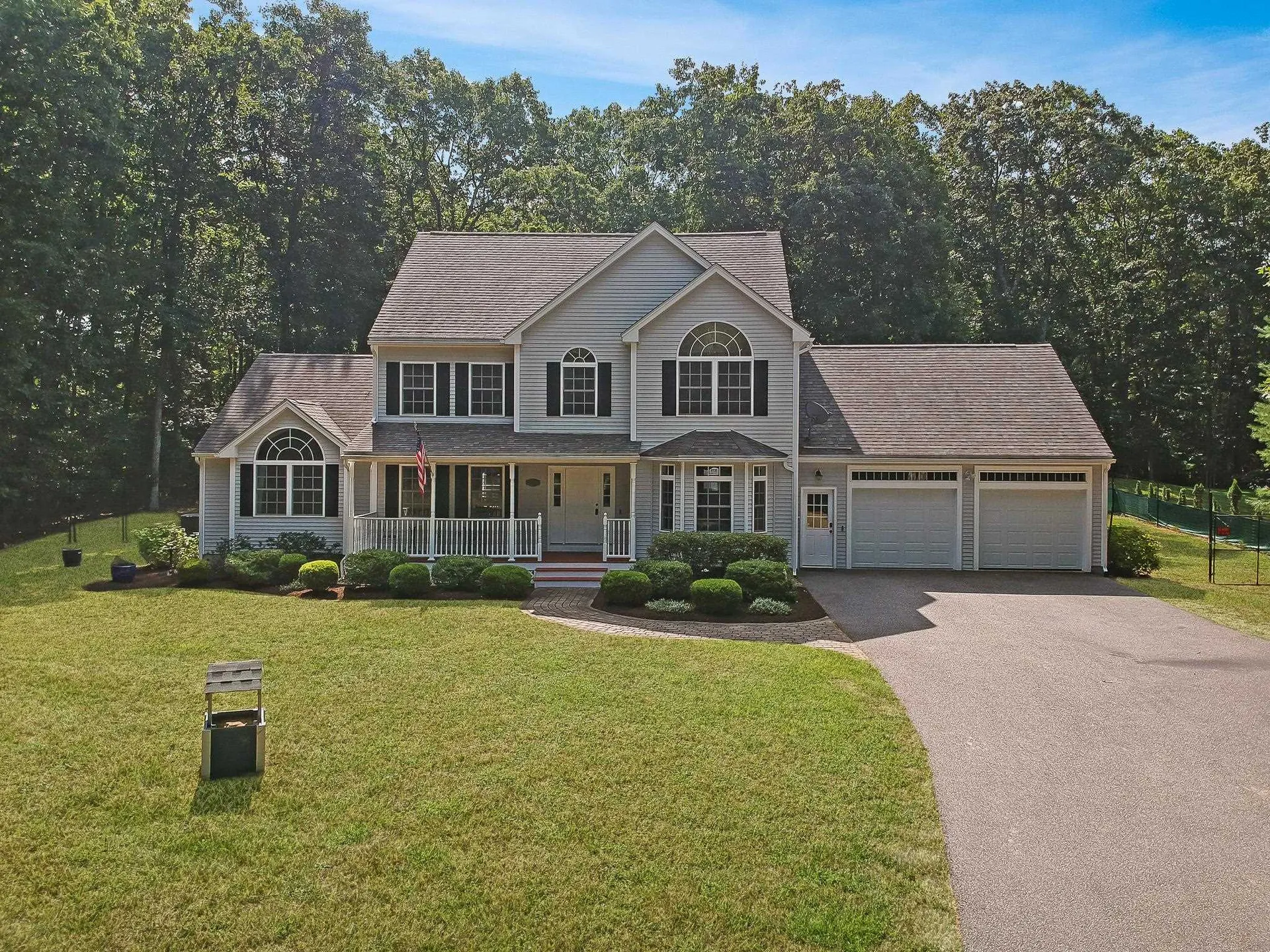 8 Nordic Wood Lane Newton NH 03858