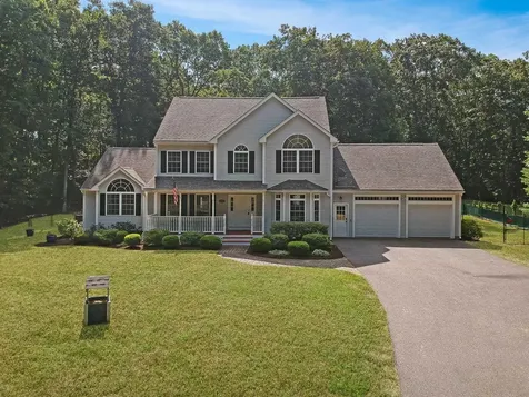 8 Nordic Wood Lane Newton NH 03858
