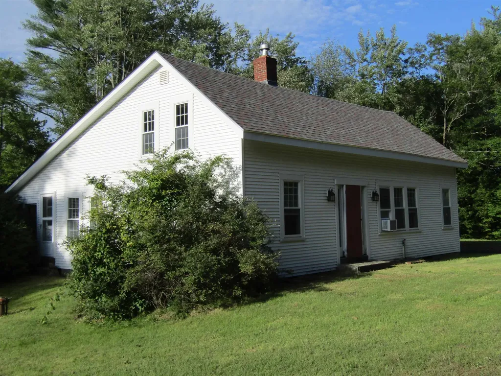 745 Old Bristol Road New Hampton NH 03256