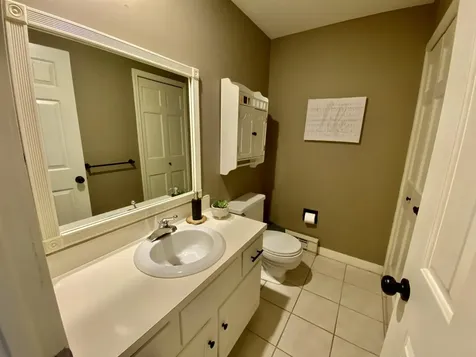 976 Hard Road Hartford VT 05059