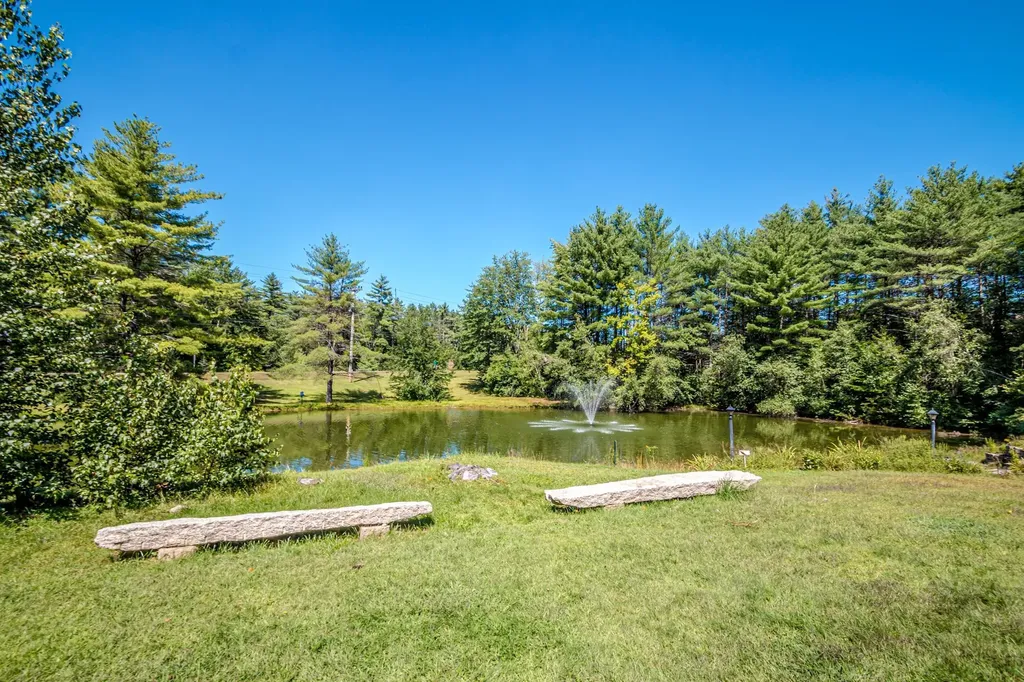 15c Seasons At Attitash Road Bartlett NH 03812