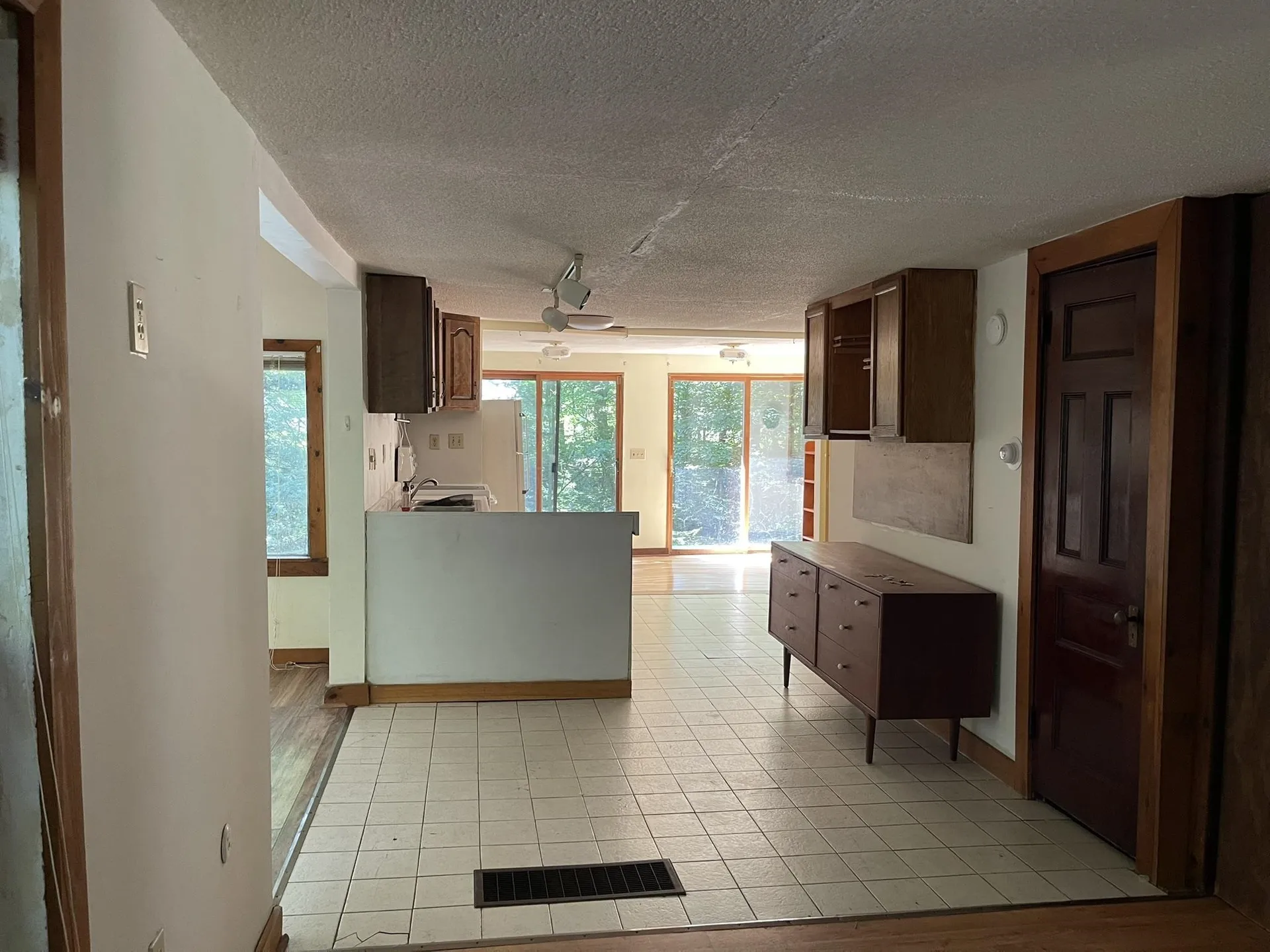 33-35 Chapel Grove Claremont NH 03743