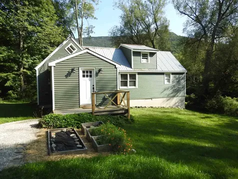 1471 Back Road Belvidere VT 05442