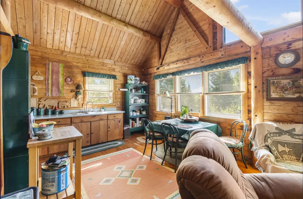 72 Town Line Road Colebrook NH 03576