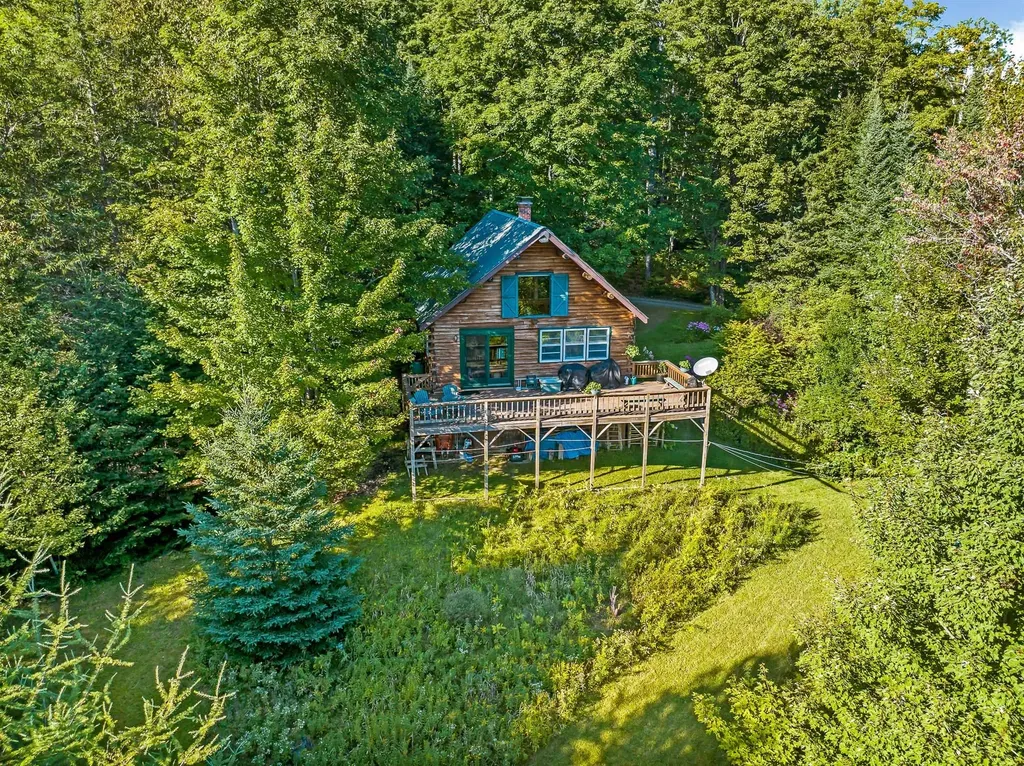 72 Town Line Road Colebrook NH 03576