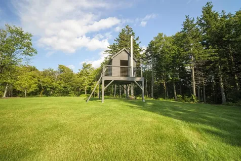 16 Running Sap Lane Dover VT 05356