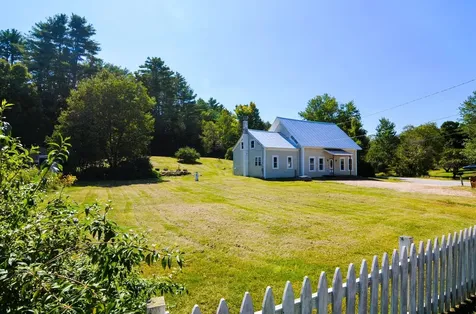 3 Waukeena Lake Road Danbury NH 03230