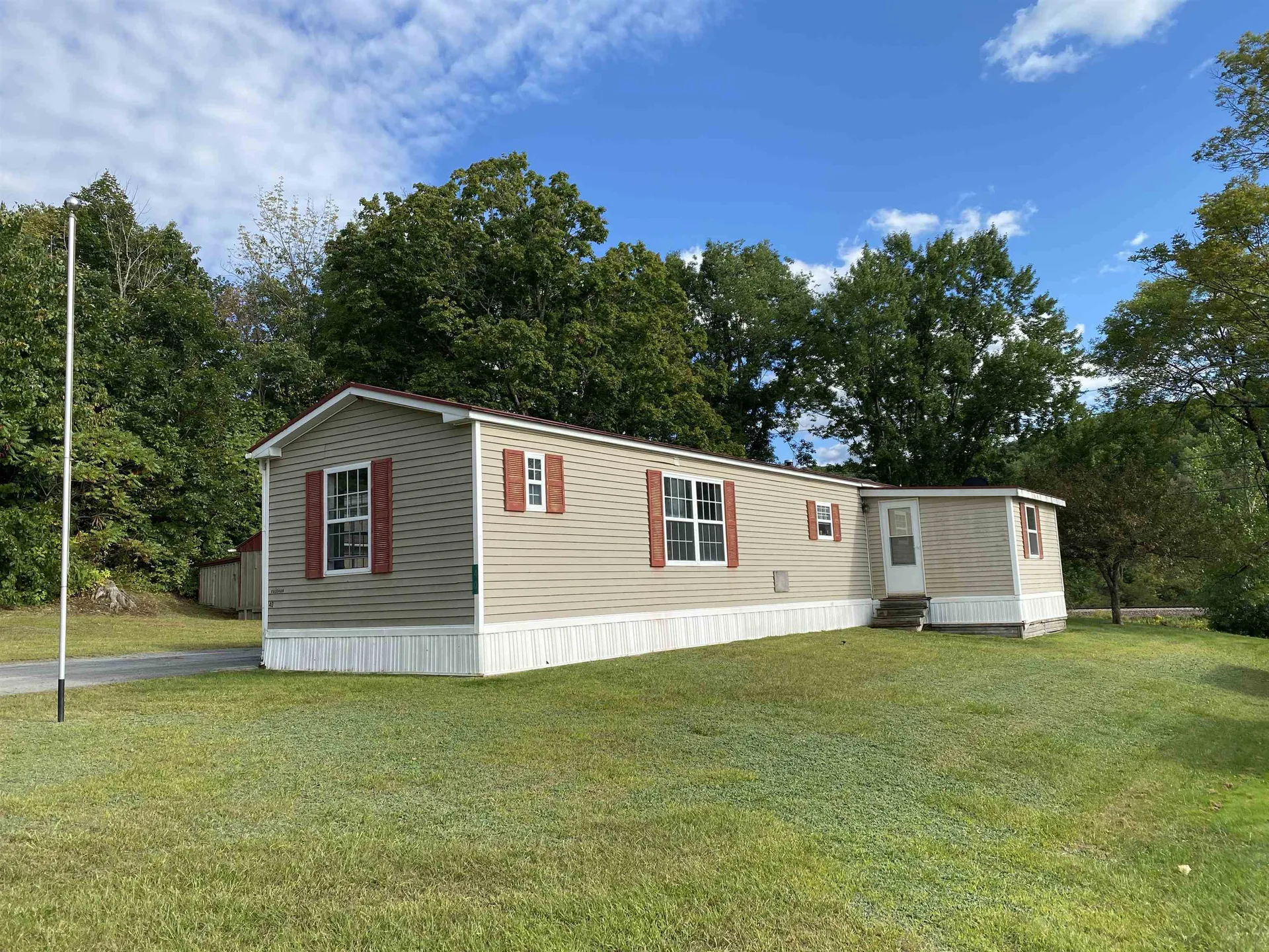 81 Cramton Road Castleton VT 05735