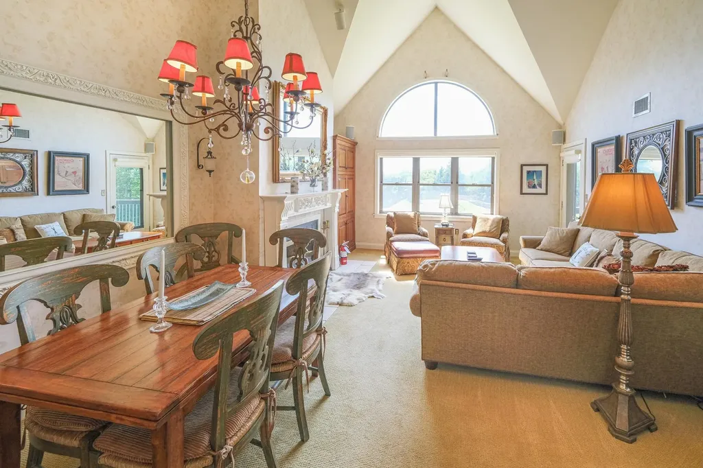 101 White Loop Ludlow VT 05149