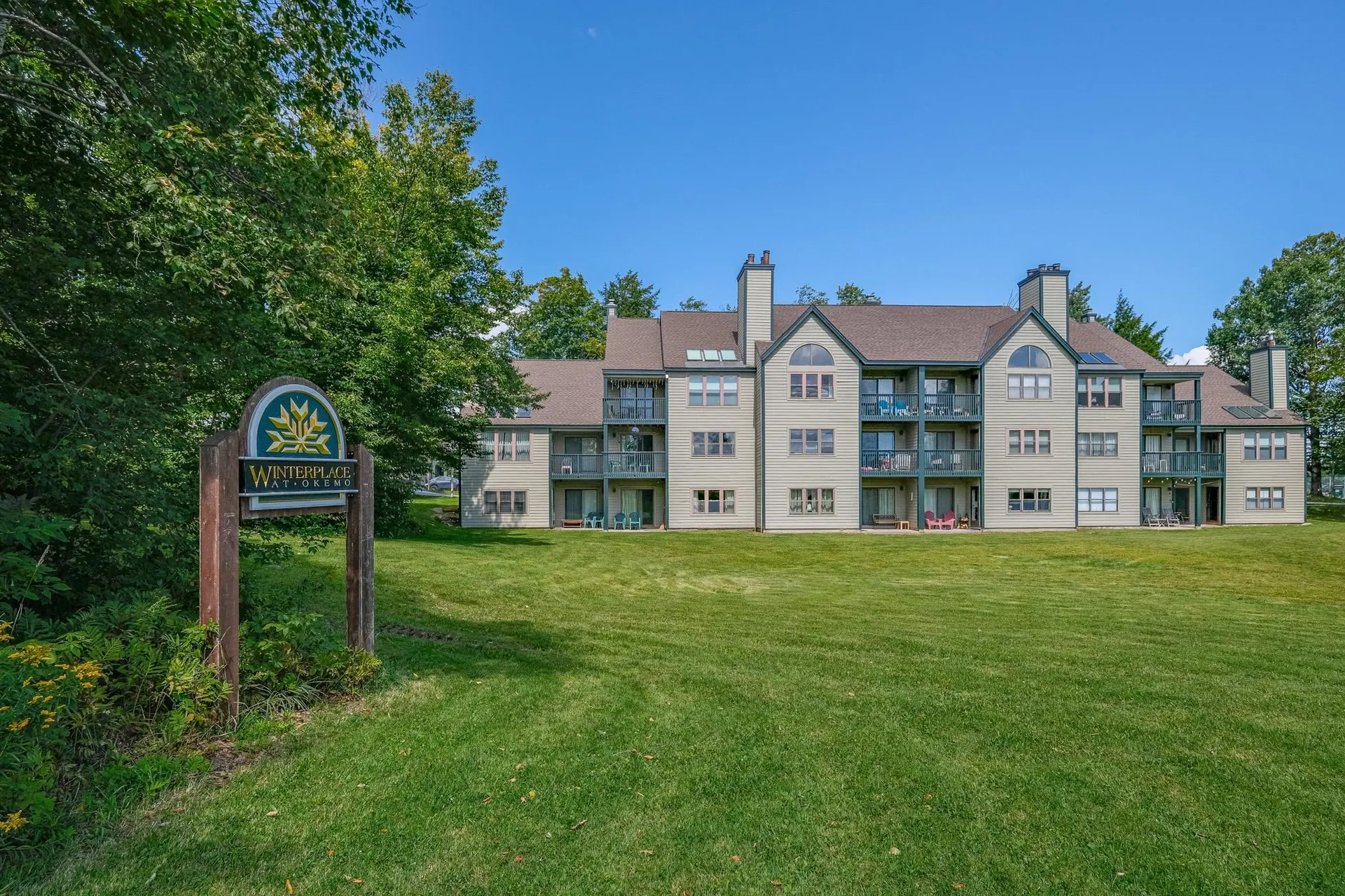 101 White Loop Ludlow VT 05149