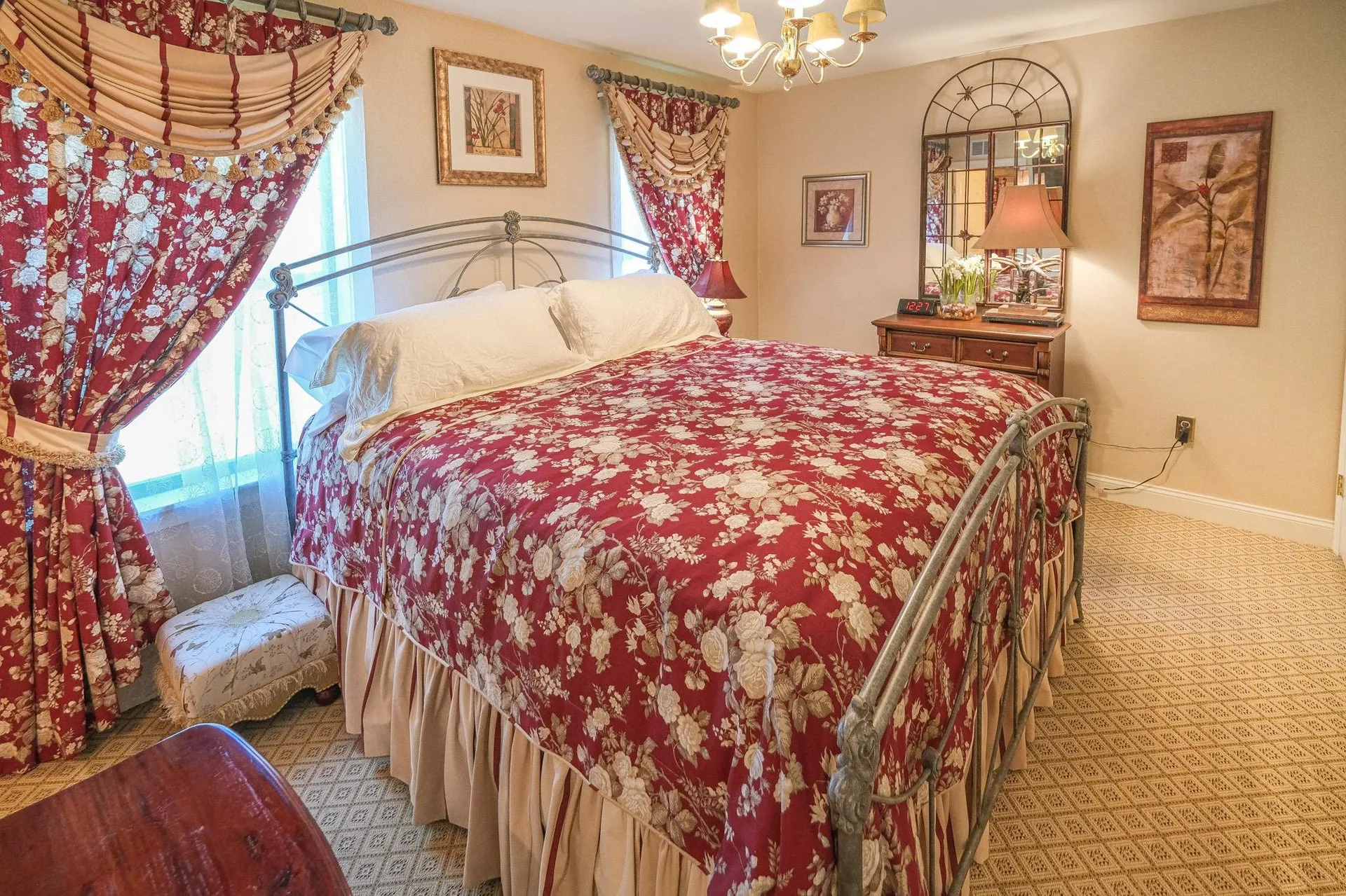 101 White Loop Ludlow VT 05149