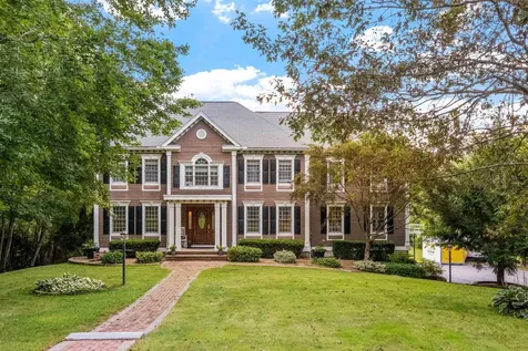 35 Oakmont Drive Concord NH 03301