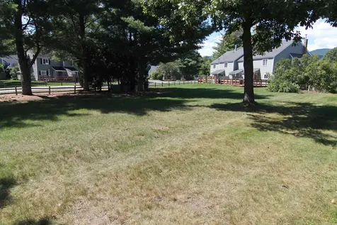 14 Grant Drive Woodstock NH 03262