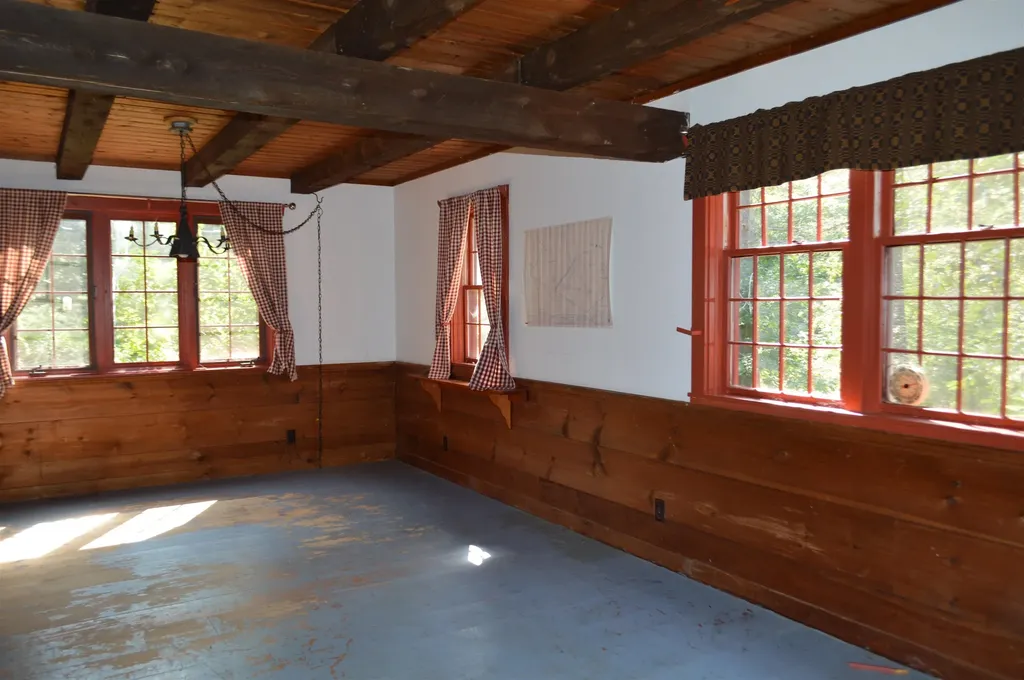 920 Pine River Pond Road Wakefield NH 03872